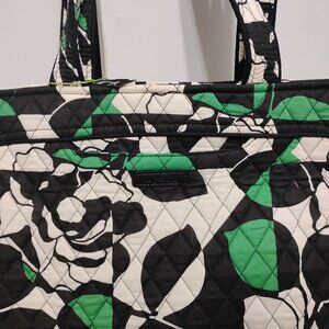 Vera Bradley Mandy            Imperial Rose            NWT